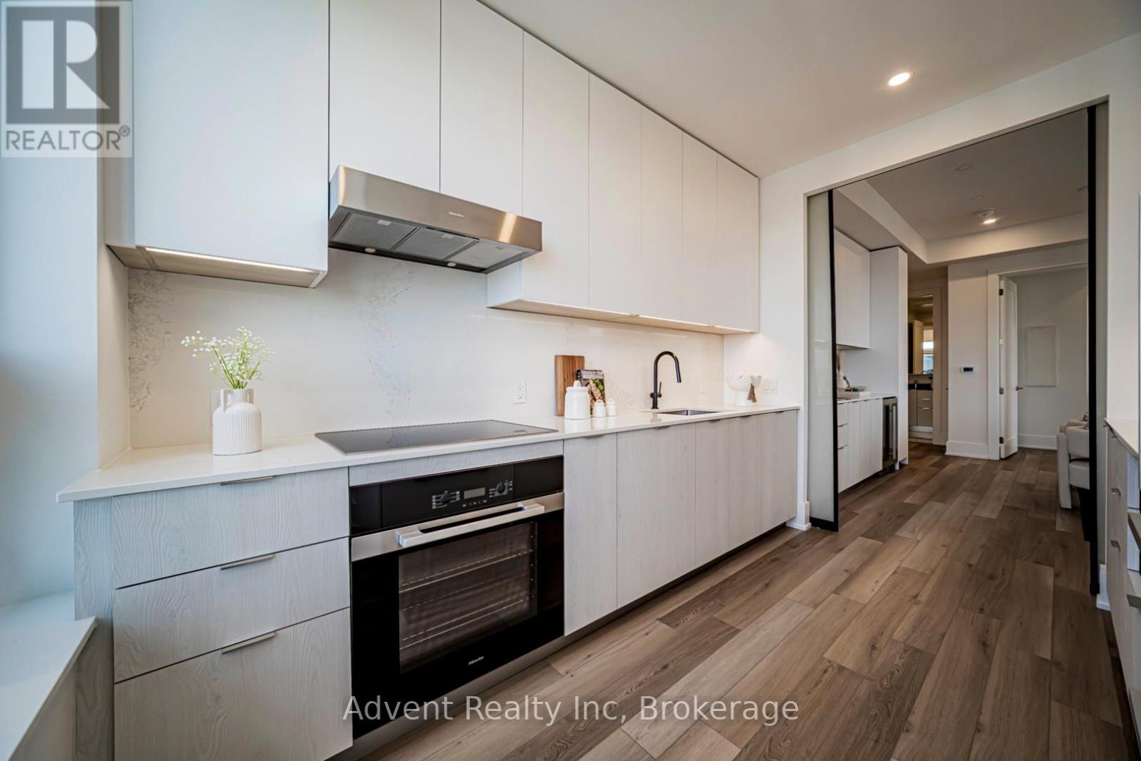 Ph01 - 8 Cedarland Drive, Markham, Ontario  L6G 0H4 - Photo 22 - N13234934