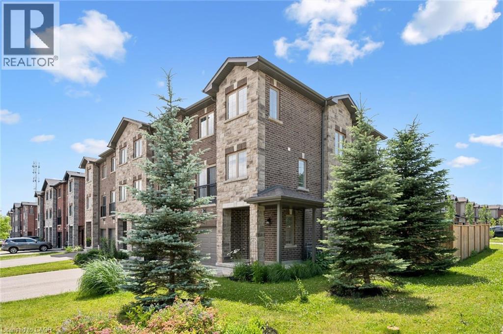 532 Wismer Street, Waterloo, Ontario  N2K 0E8 - Photo 3 - 40844904