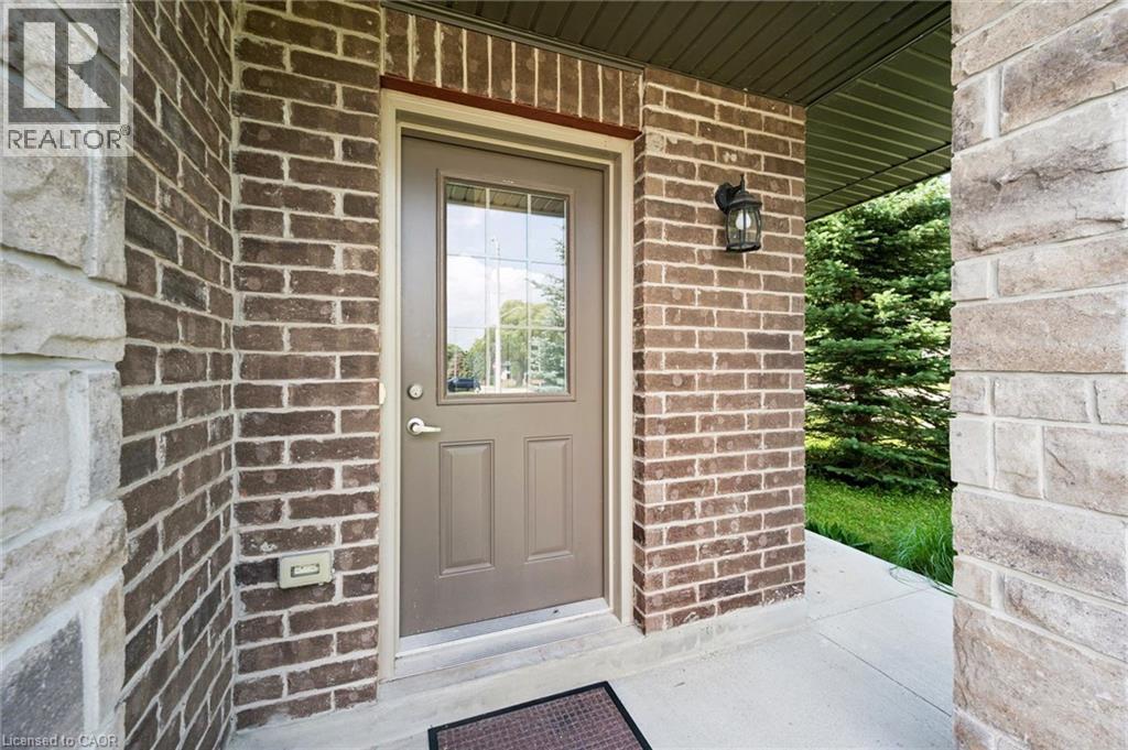 532 Wismer Street, Waterloo, Ontario  N2K 0E8 - Photo 5 - 40844904