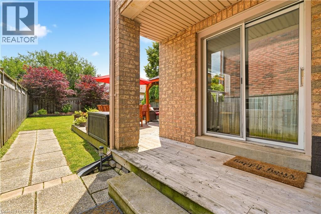 84 Rockhaven Lane, Waterdown, Ontario  L8B 0J2 - Photo 27 - 40843518