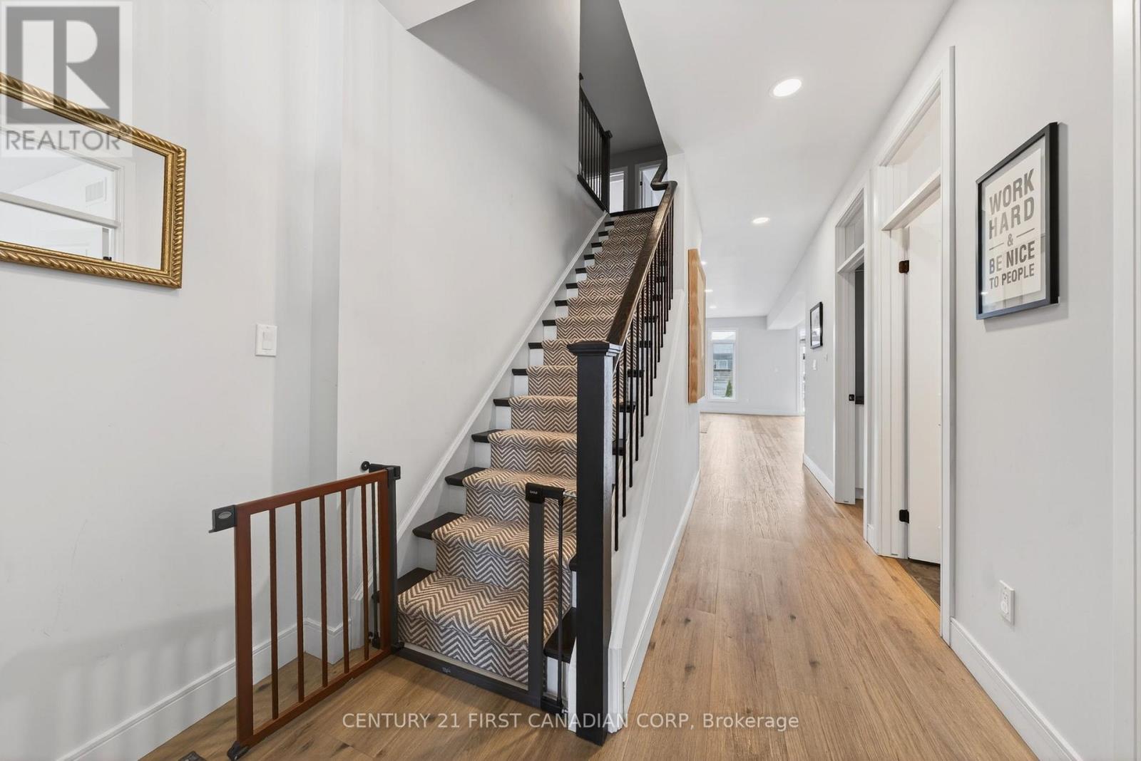 31 Lindsay Crescent, Strathroy-Caradoc, Ontario  N7G 0G5 - Photo 4 - X13517780