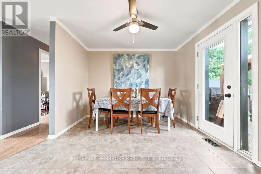 41 Meadowbrook Drive, Laurentian Valley, Ontario  K8A 7C2 - Photo 6 - X13517706