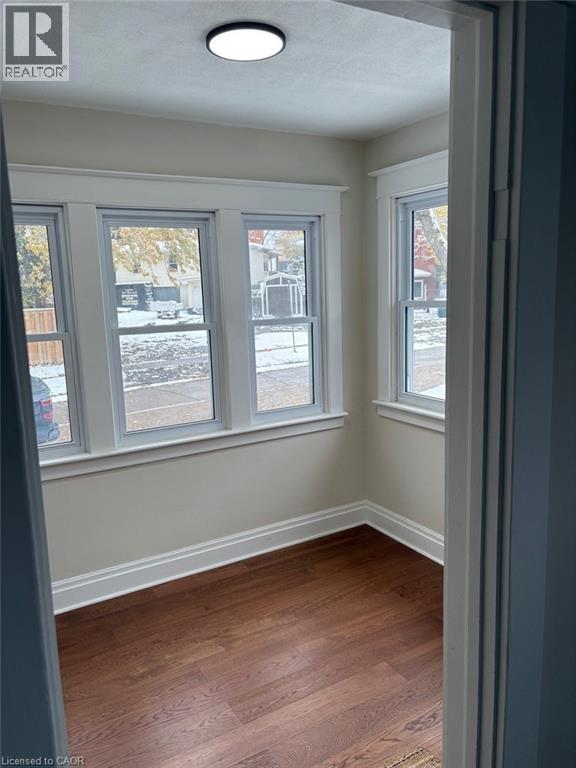 30 Eastchester Avenue, St. Catharines, Ontario  L2P 2V6 - Photo 6 - 40844914
