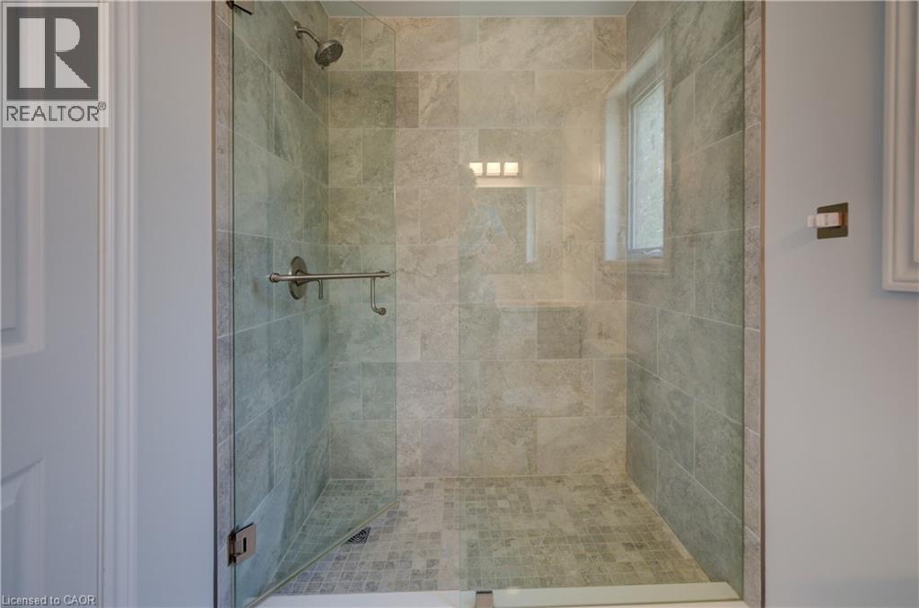569 Violet Street, Waterloo, Ontario  N2V 2T8 - Photo 18 - 40843883