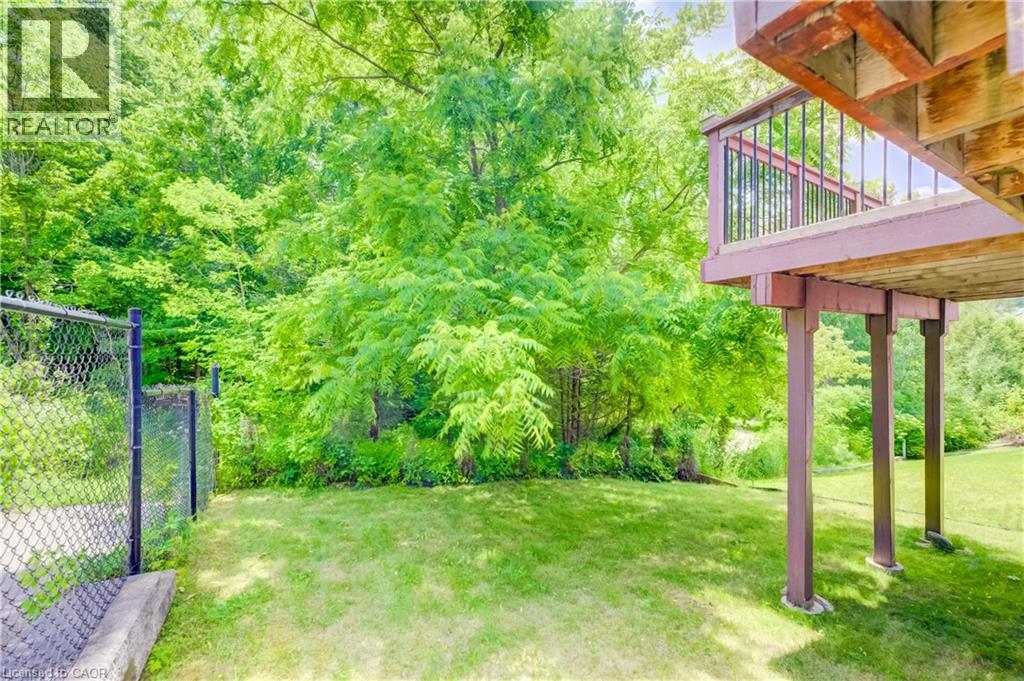 569 Violet Street, Waterloo, Ontario  N2V 2T8 - Photo 26 - 40843883