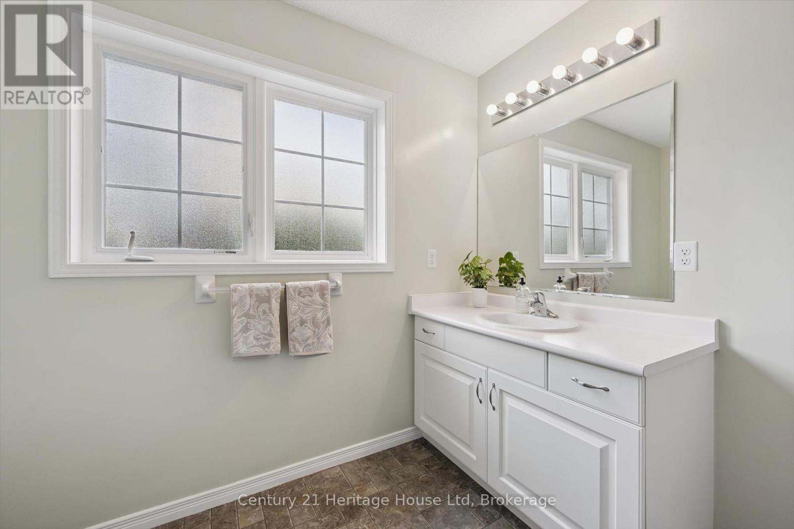 31 Alice Street, Guelph, Ontario  N1E 2Z7 - Photo 26 - X13517760