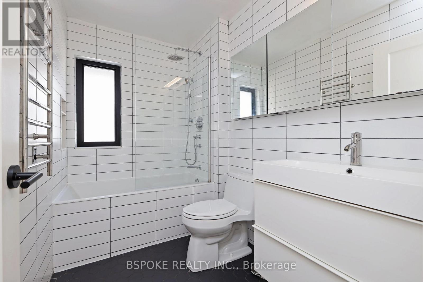 21 Curzon Street, Toronto, Ontario  M4M 3B3 - Photo 16 - E13517692
