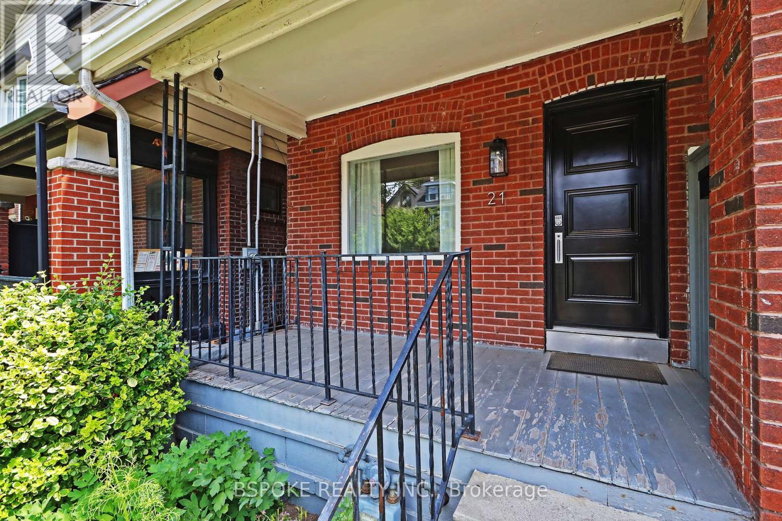 21 Curzon Street, Toronto, Ontario  M4M 3B3 - Photo 3 - E13517692