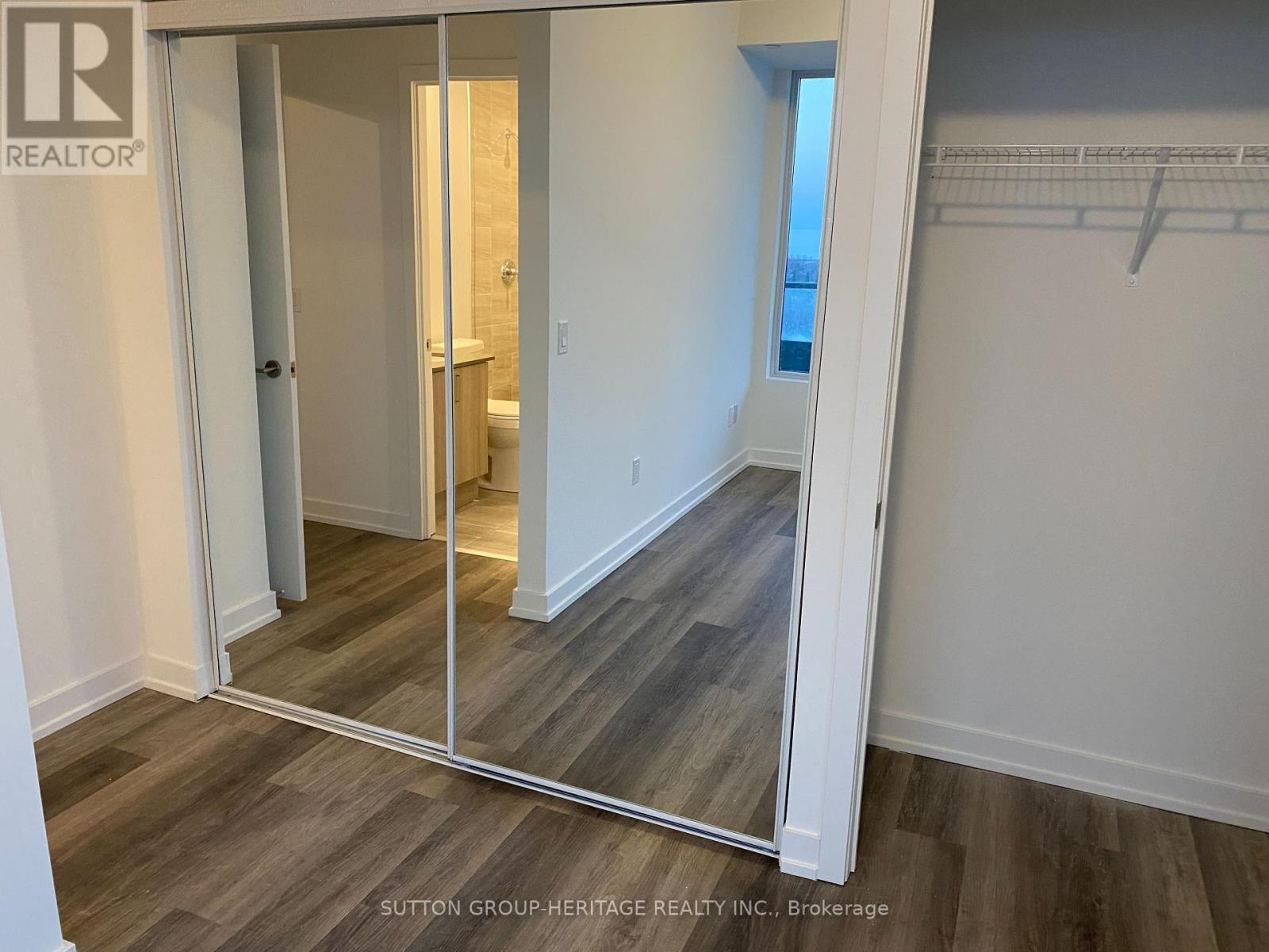 2404 - 1435 Celebration Drive, Pickering, Ontario  L1W 0C3 - Photo 8 - E13517794