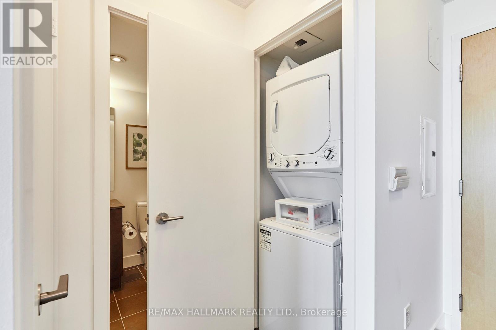 1804 - 1048 Broadview Avenue, Toronto, Ontario  M4K 2B8 - Photo 22 - E13517800