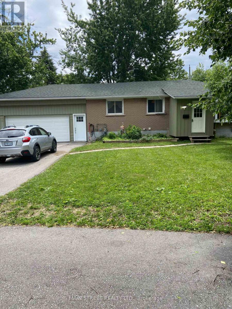 329 James Street E, Orillia, Ontario  L3V 1M4 - Photo 3 - S13517662