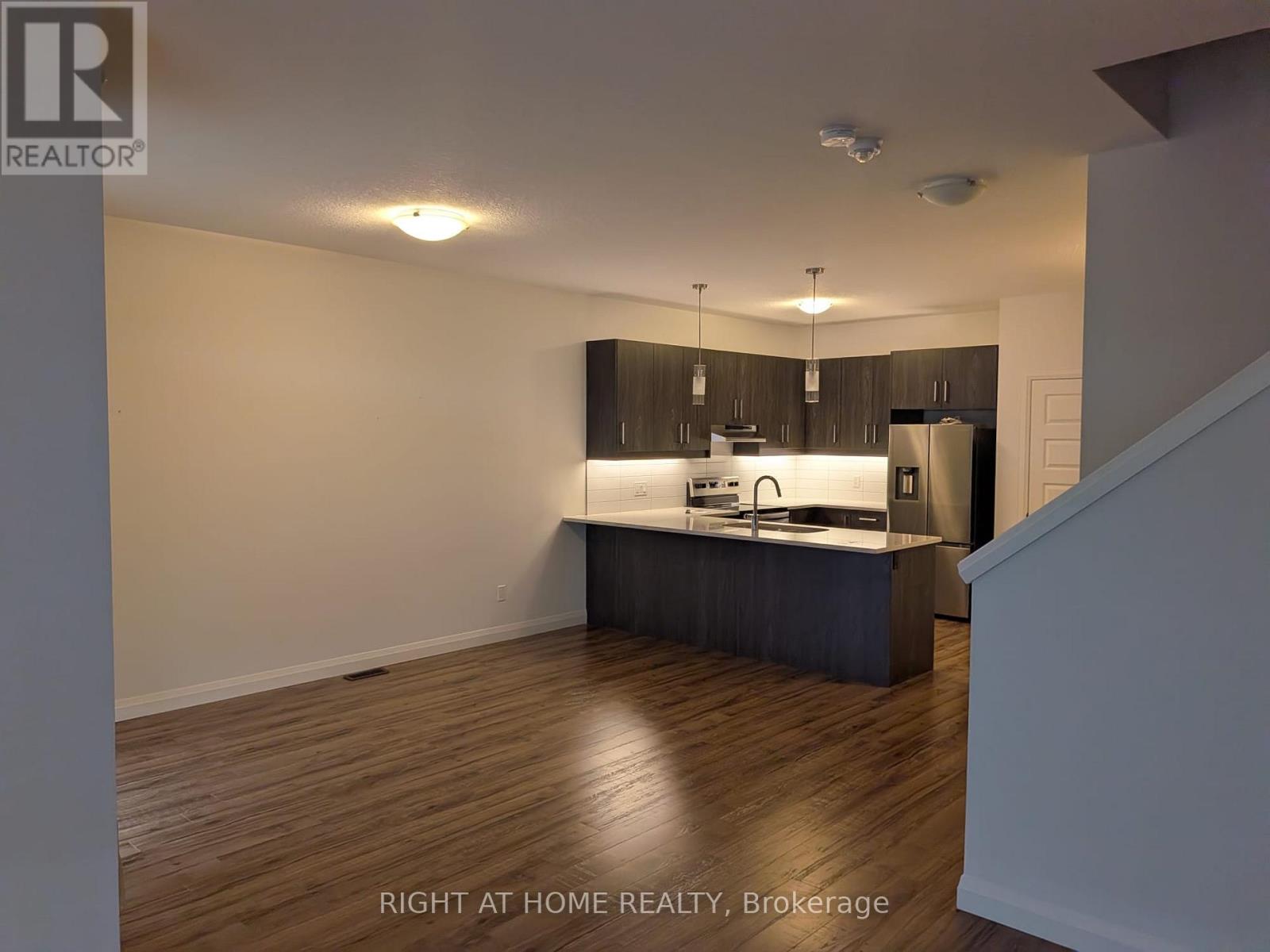 17 - 3046 Springmeadow Road E, London South, Ontario N6J 3V9 - Photo 7 - X12963048