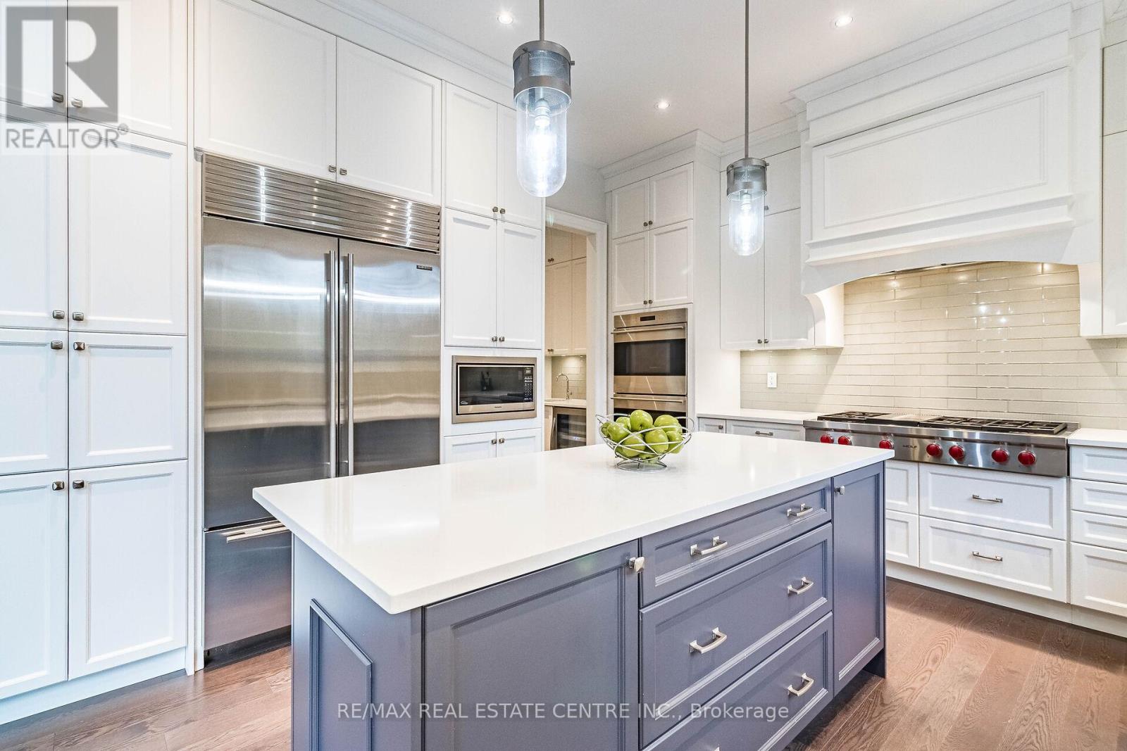76 Ben Machree Drive, Mississauga, Ontario L5H 2S3 - Photo 12 - W13517646