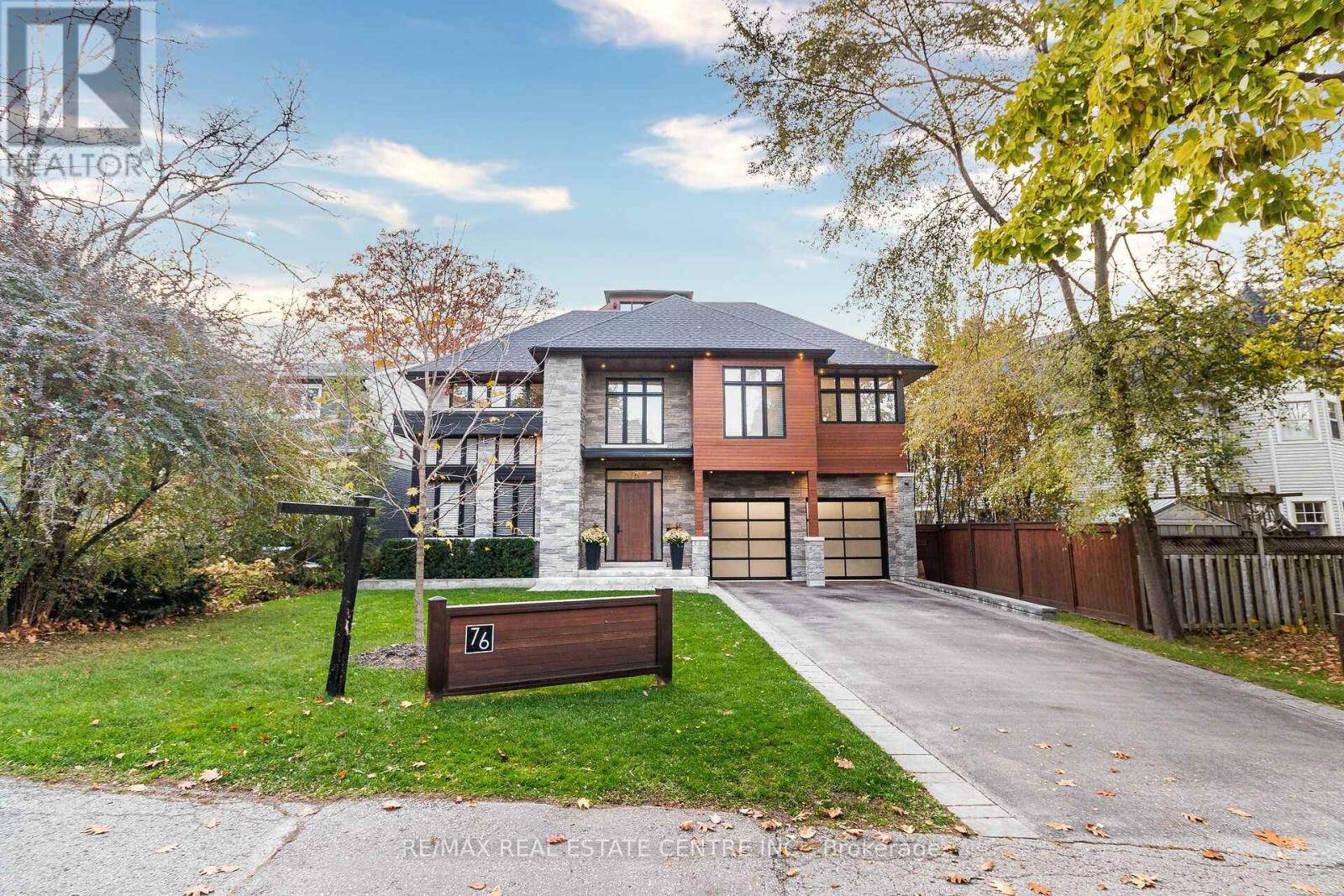 76 Ben Machree Drive, Mississauga, Ontario L5H 2S3 - Photo 2 - W13517646