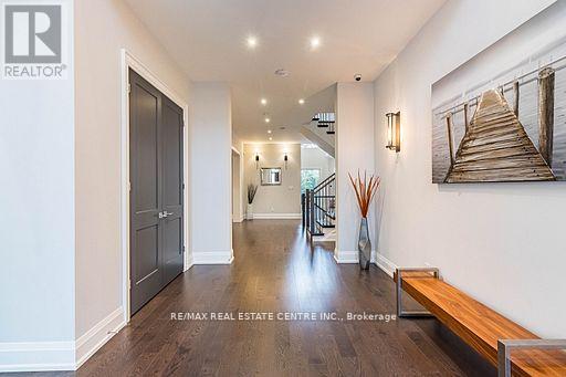 76 Ben Machree Drive, Mississauga, Ontario L5H 2S3 - Photo 4 - W13517646