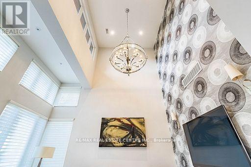 76 Ben Machree Drive, Mississauga, Ontario L5H 2S3 - Photo 6 - W13517646