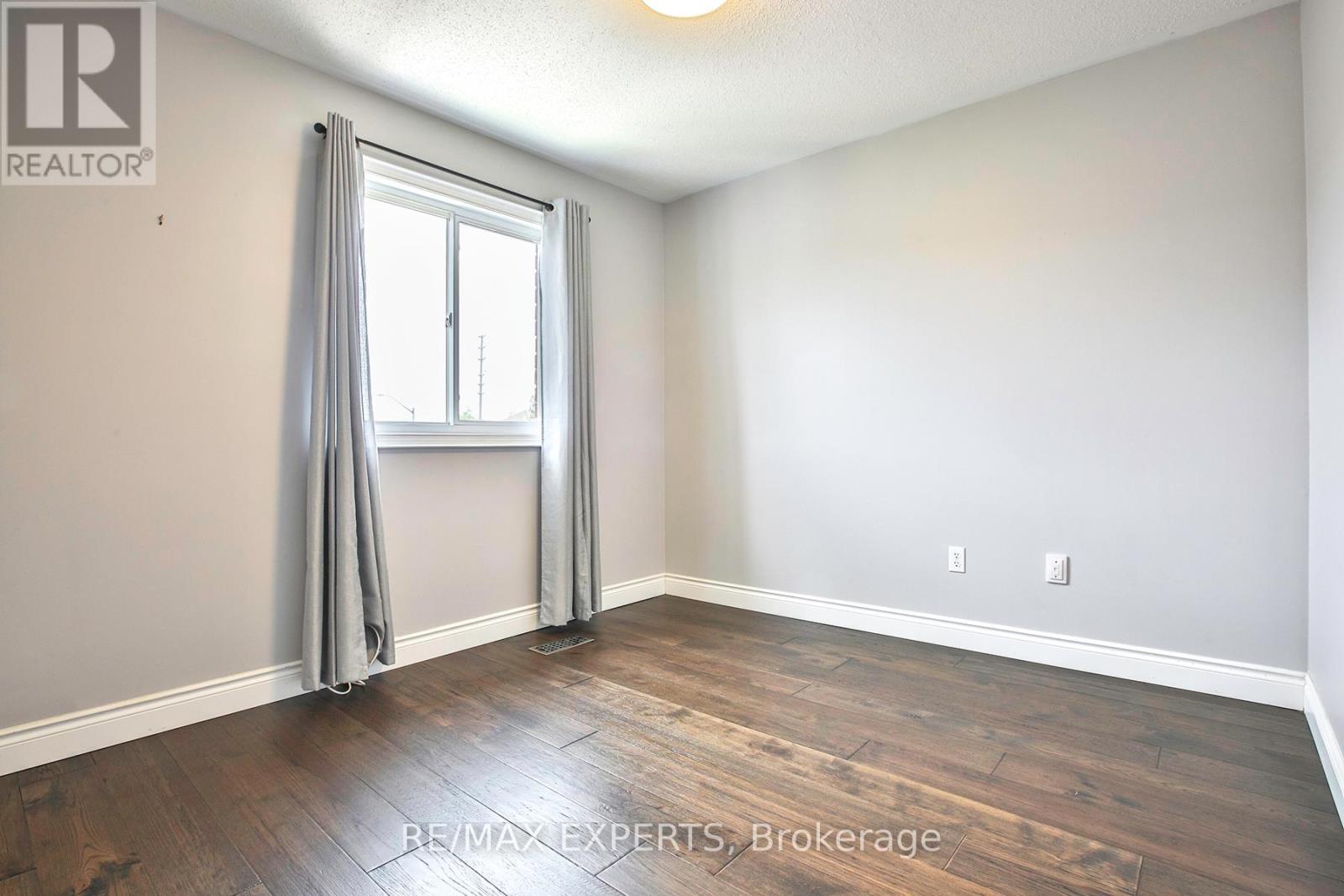 5887 Shelford Terrace, Mississauga, Ontario  L5M 6J9 - Photo 19 - W13517672