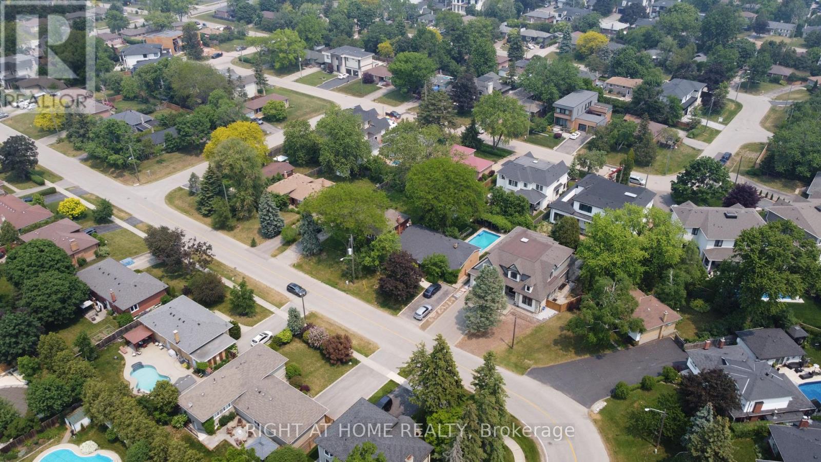423 Scarsdale Crescent, Oakville, Ontario  L6L 3W6 - Photo 14 - W13517694
