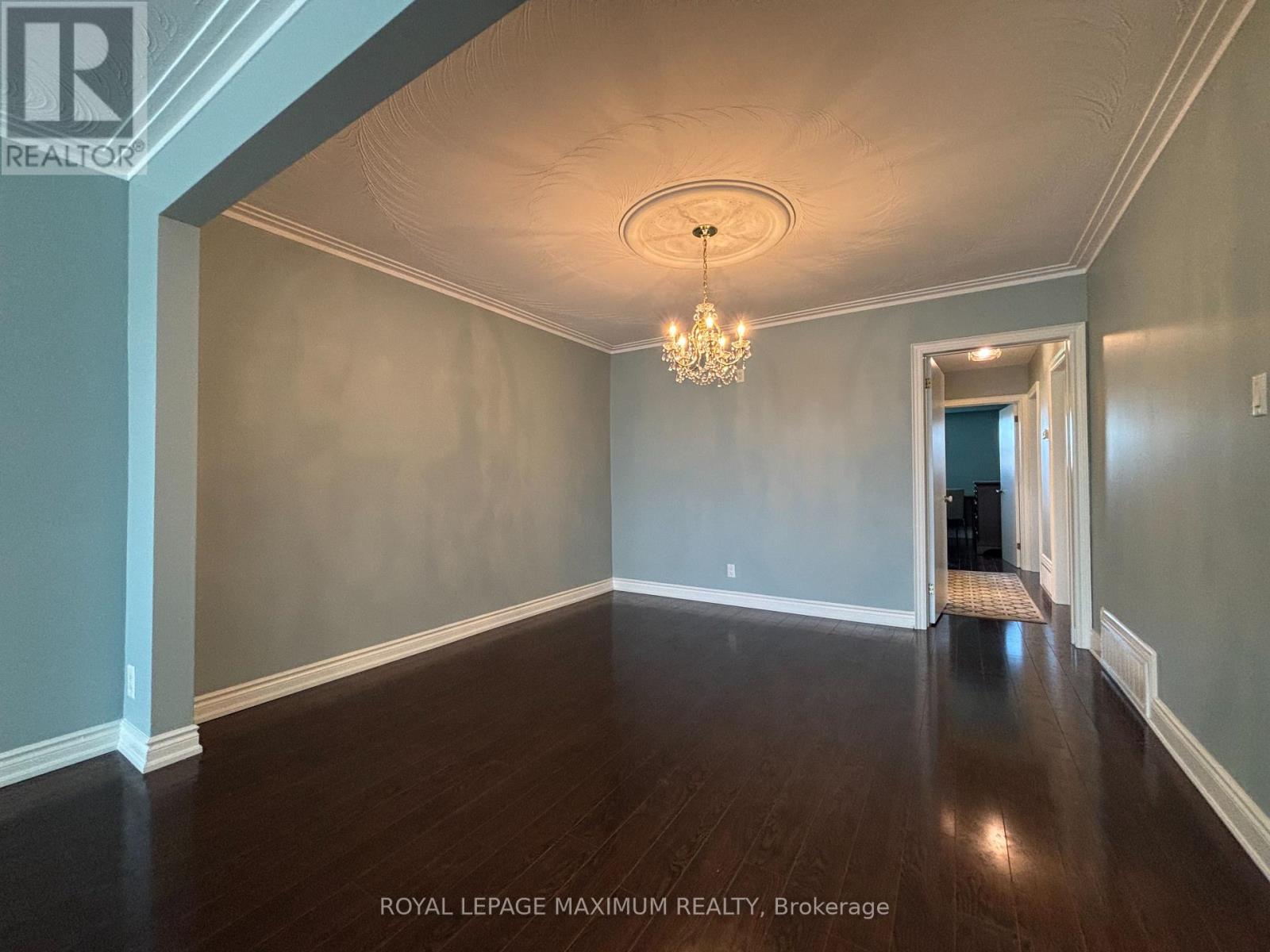 54 Hisey Crescent W, Toronto, Ontario  M3N 1V1 - Photo 12 - W13517708