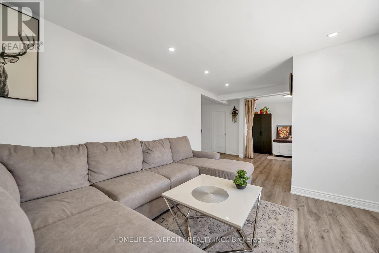 19 Pleasantview Avenue, Brampton, Ontario  L6X 1W5 - Photo 12 - W13517902