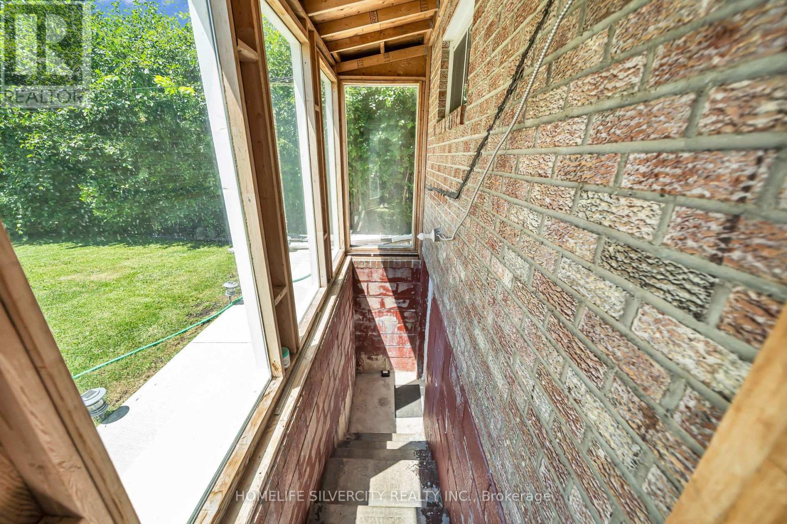 19 Pleasantview Avenue, Brampton, Ontario  L6X 1W5 - Photo 44 - W13517902