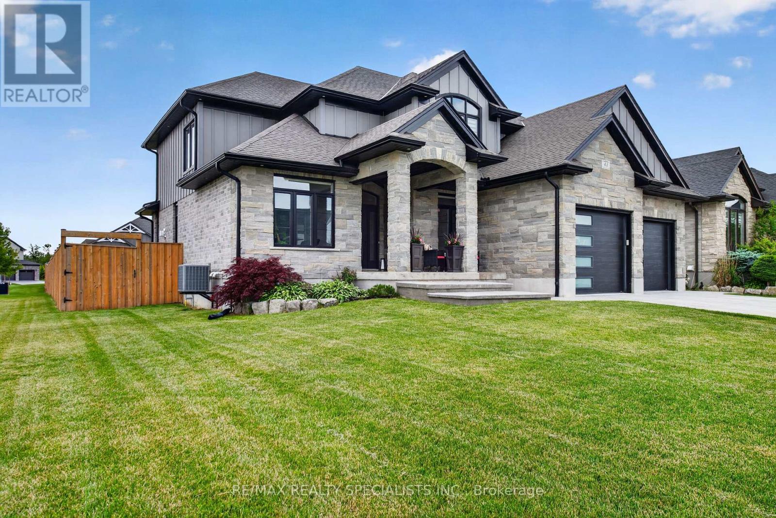 41 Talbot Grove Lane, Southwold, Ontario  N5P 3T2 - Photo 3 - X13517740