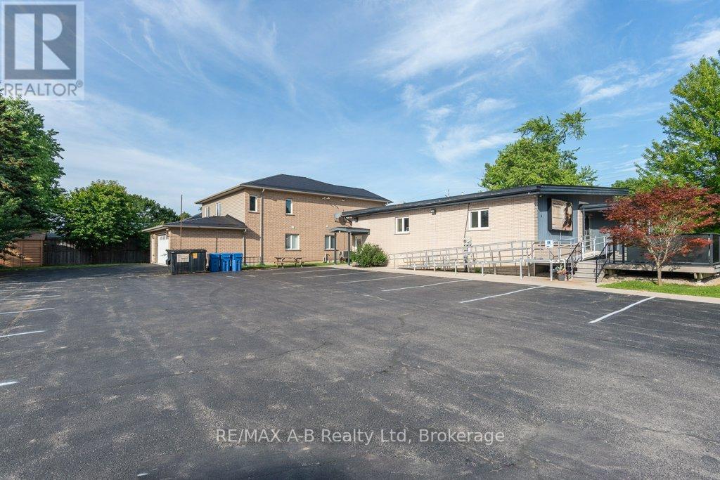 4 Mc Farlane Street, Stratford, Ontario  N5A 8B6 - Photo 12 - X13486212
