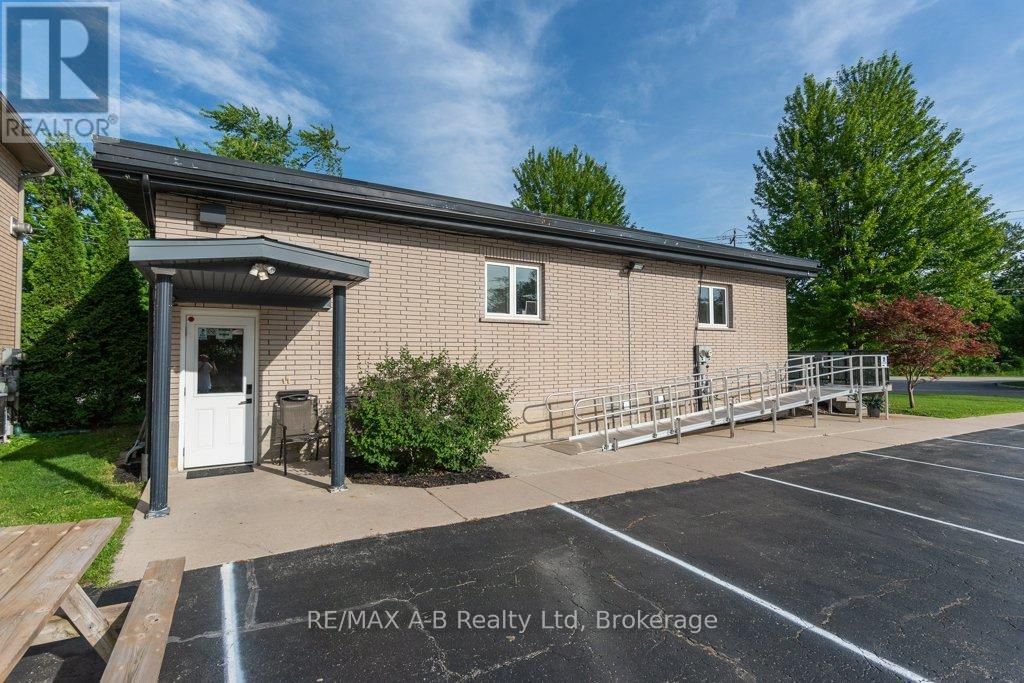 4 Mc Farlane Street, Stratford, Ontario  N5A 8B6 - Photo 15 - X13486212