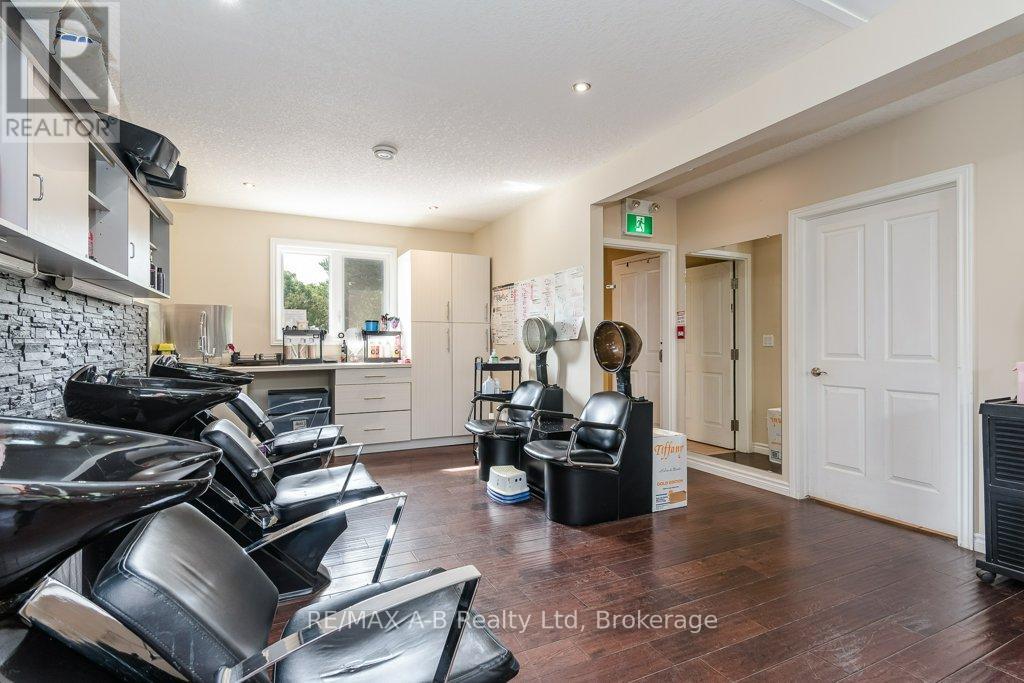 4 Mc Farlane Street, Stratford, Ontario  N5A 8B6 - Photo 26 - X13486212