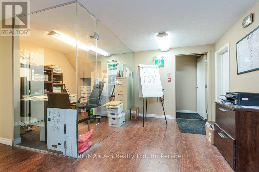 4 Mc Farlane Street, Stratford, Ontario  N5A 8B6 - Photo 37 - X13486212