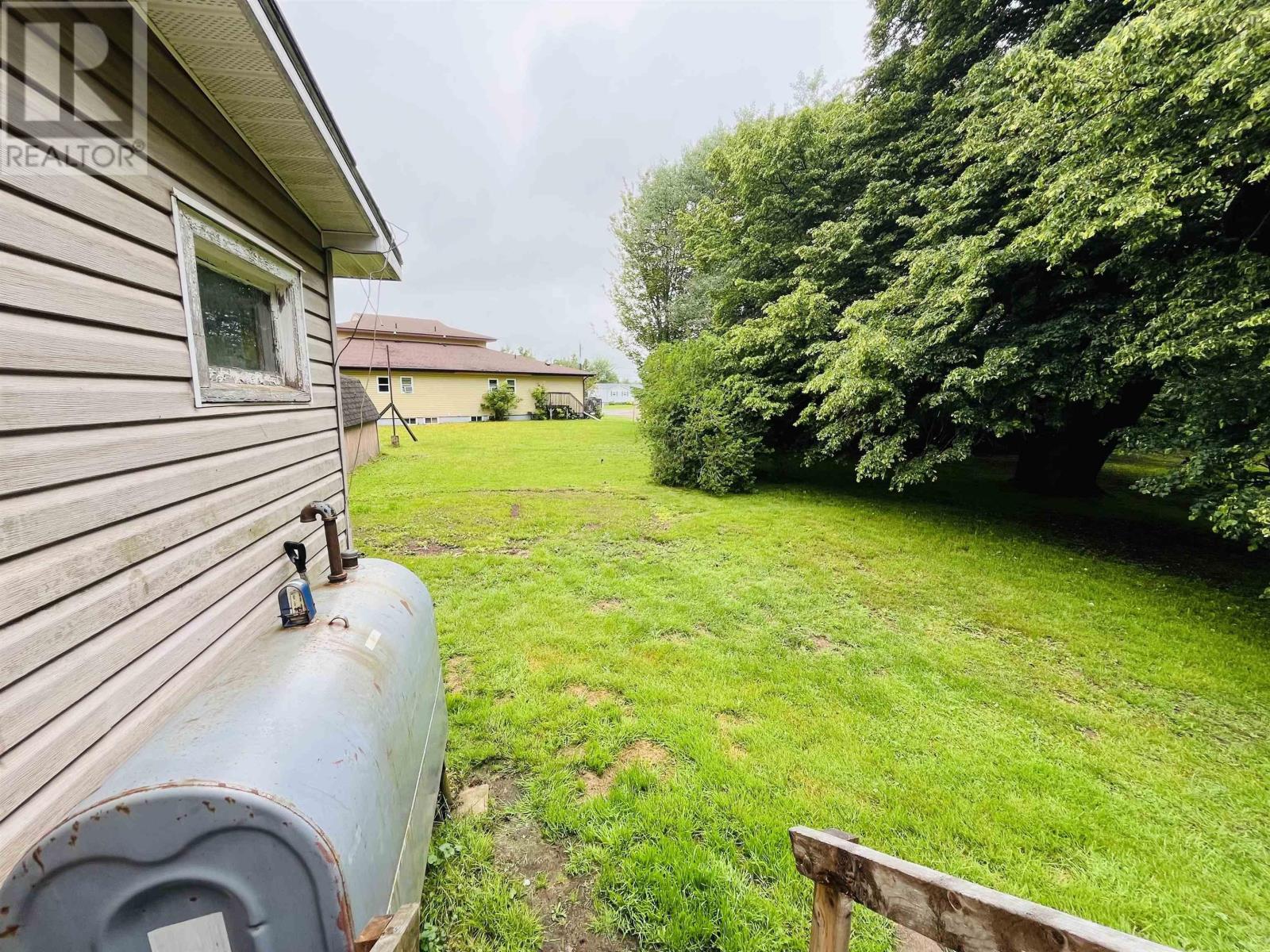 9 Dundonald Street, Amherst, Nova Scotia  B4H 1G8 - Photo 29 - 202616413