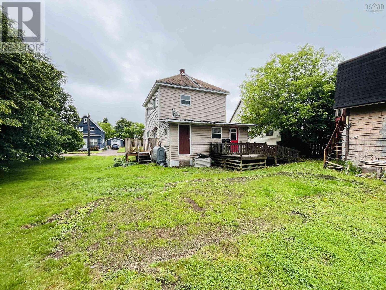 9 Dundonald Street, Amherst, Nova Scotia  B4H 1G8 - Photo 30 - 202616413