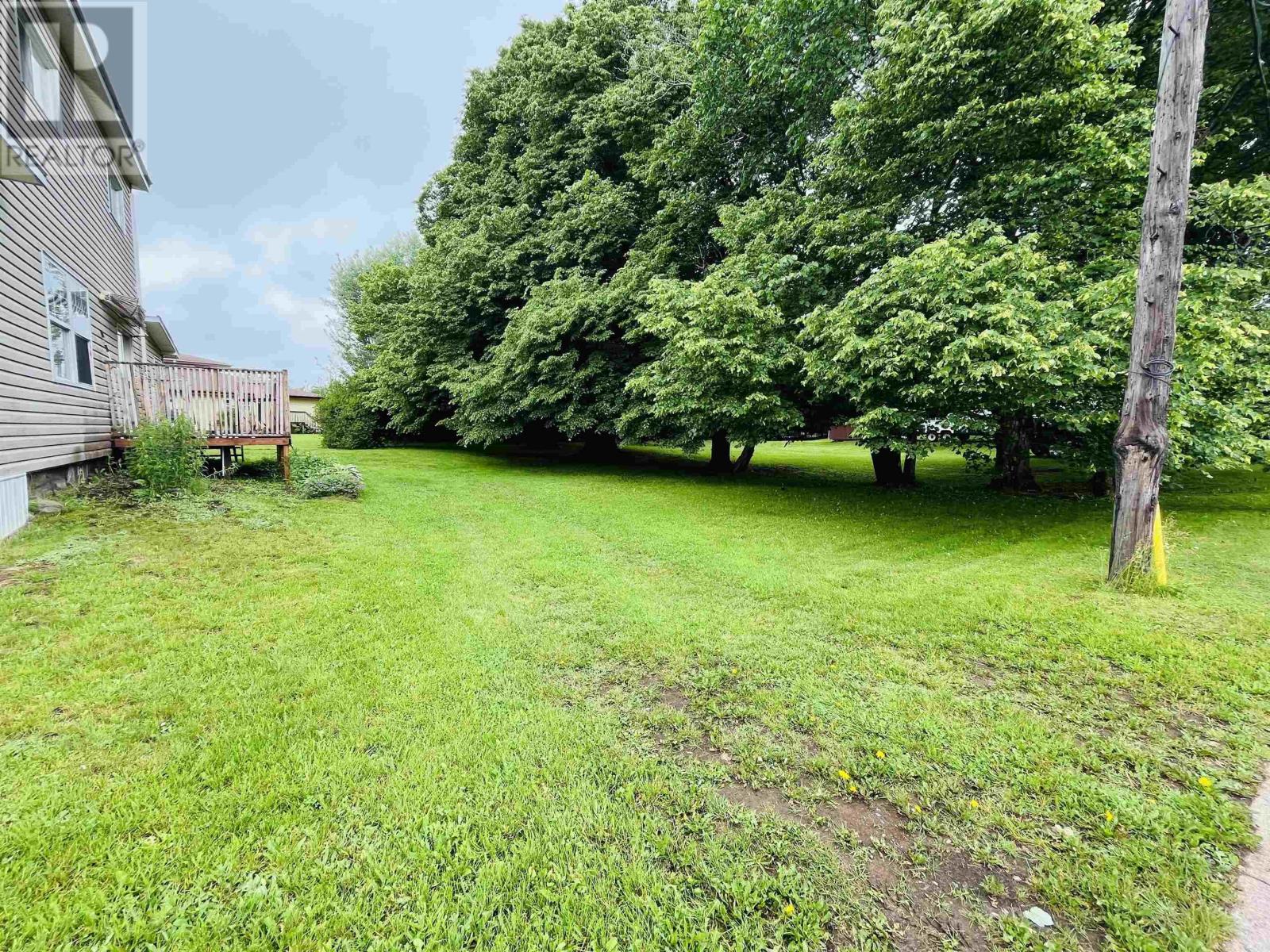 9 Dundonald Street, Amherst, Nova Scotia  B4H 1G8 - Photo 31 - 202616413