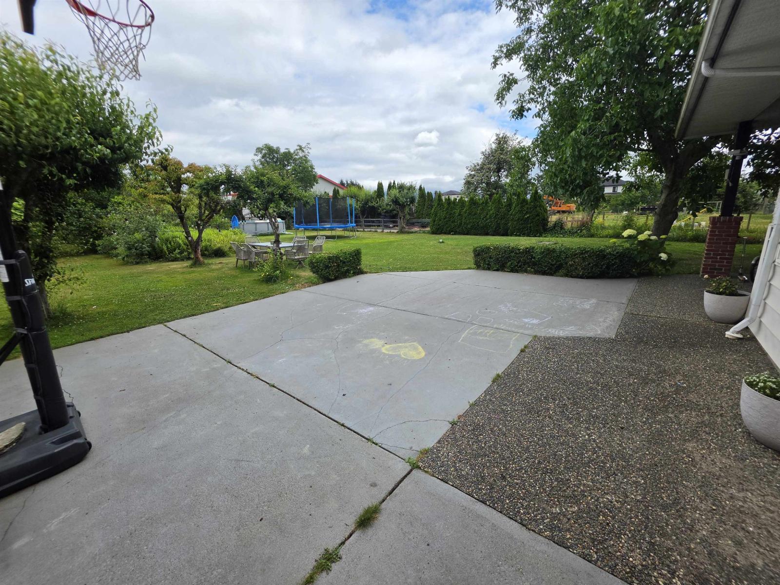 672 Columbia Street, Abbotsford, British Columbia  V2T 5X6 - Photo 10 - R3141737