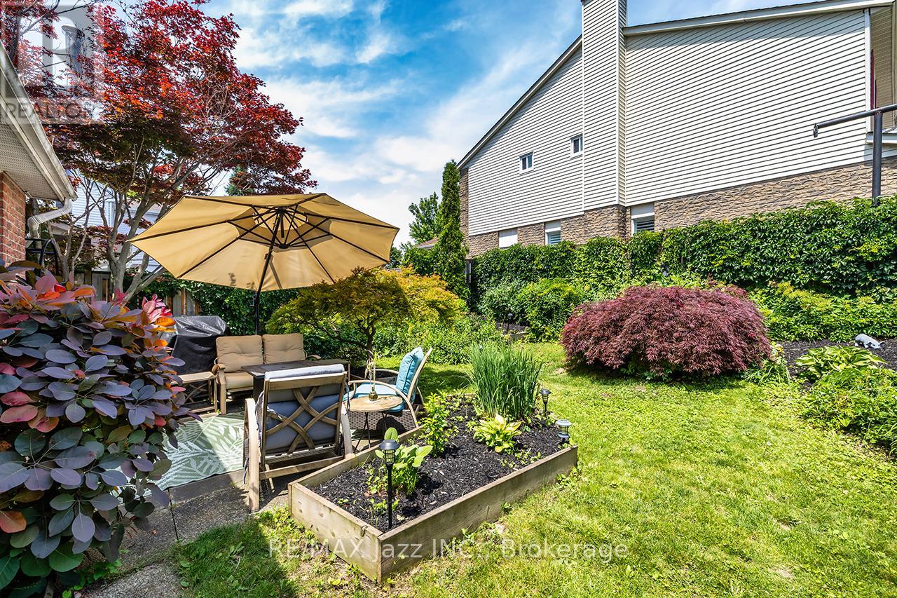 759 Cobblers Court, Pickering, Ontario  L1V 3S2 - Photo 36 - E13505380
