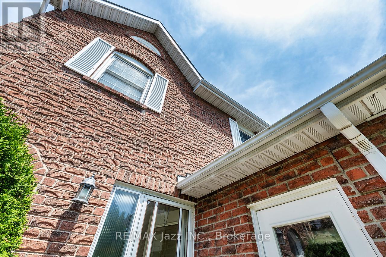 759 Cobblers Court, Pickering, Ontario  L1V 3S2 - Photo 40 - E13505380