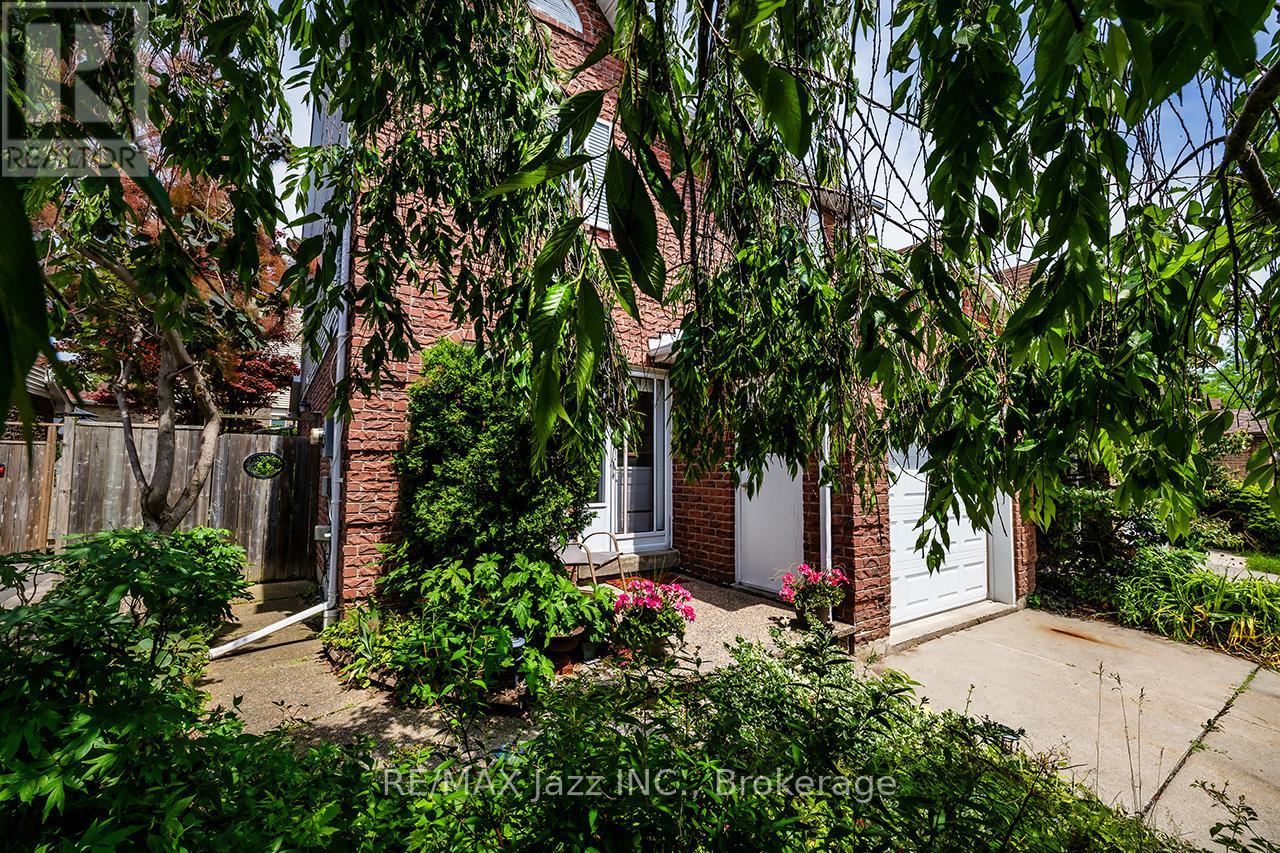 759 Cobblers Court, Pickering, Ontario  L1V 3S2 - Photo 41 - E13505380