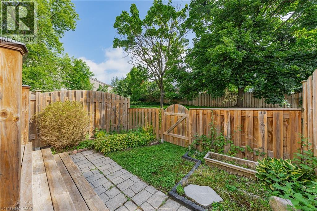 129 Victoria Road N Unit# 17, Guelph, Ontario  N1E 6V3 - Photo 39 - 40844495