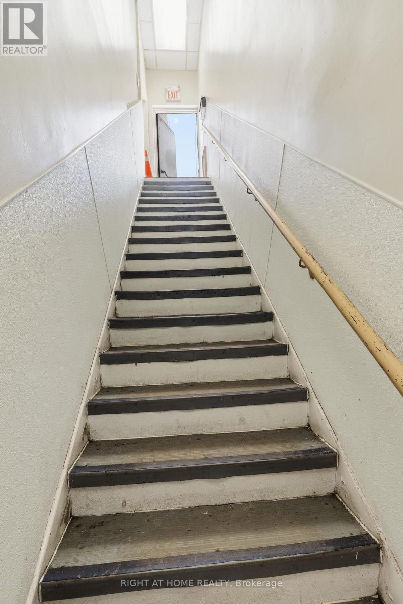 Lower - 222 Wellington Street, London East, Ontario  N6B 2L3 - Photo 10 - X13042280