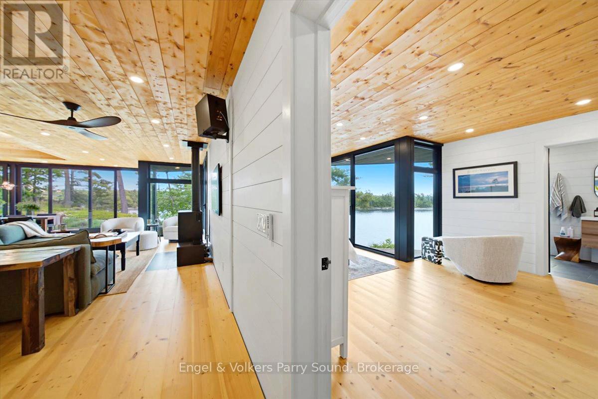 8 Island 65c (Rose Island), Carling, Ontario  P0G 1G0 - Photo 16 - X13518128