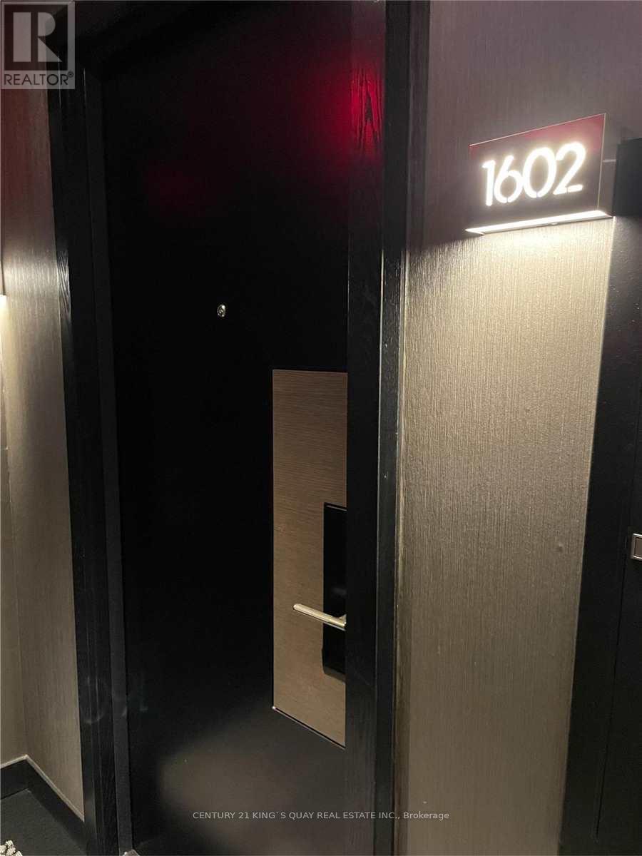 1602 - 1080 Bay Street, Toronto, Ontario M5S 0A6 - Photo 2 - C13517946