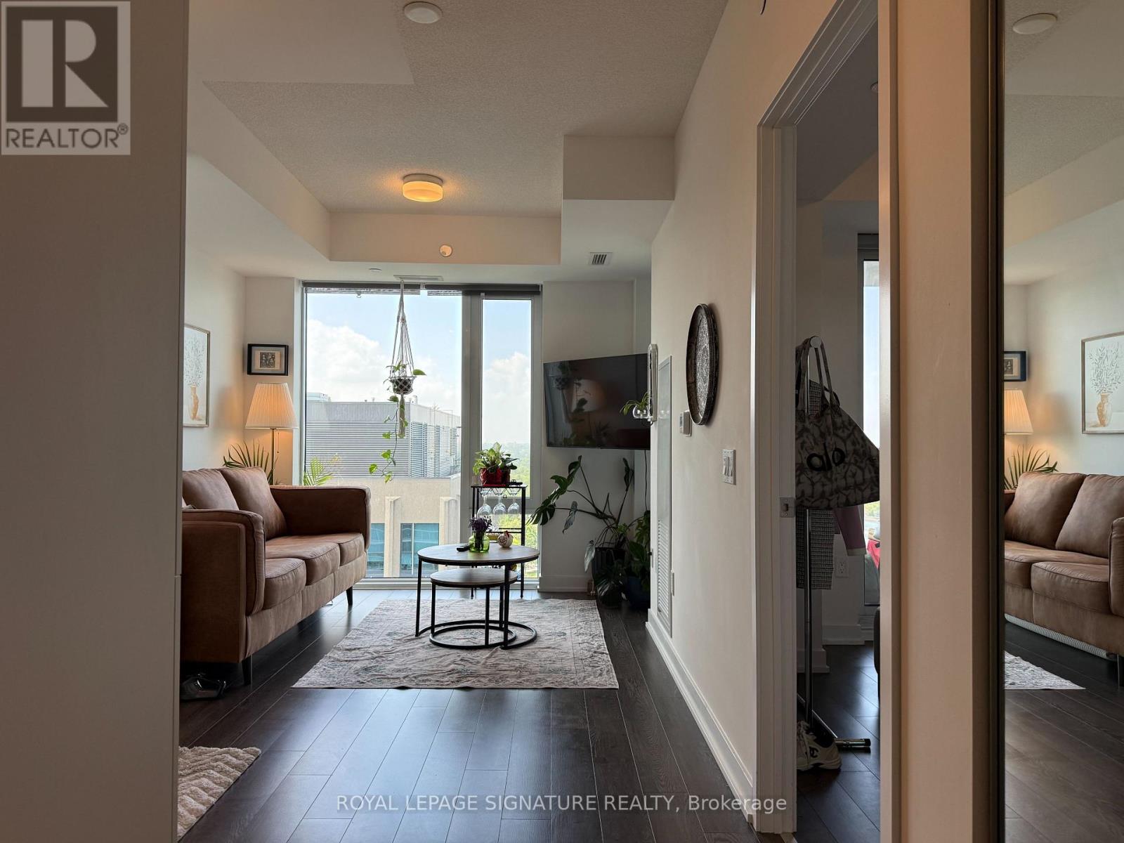 1609 - 50 O'neill Road, Toronto, Ontario  M3C 0H1 - Photo 3 - C13517972