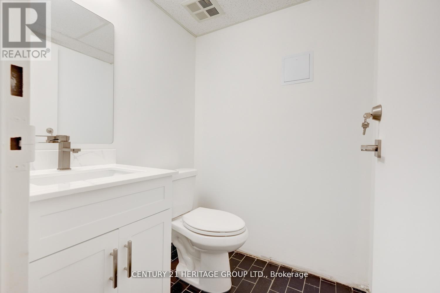 101 - 2900 Yonge Street, Toronto, Ontario M4N 3N8 - Photo 10 - C13517998