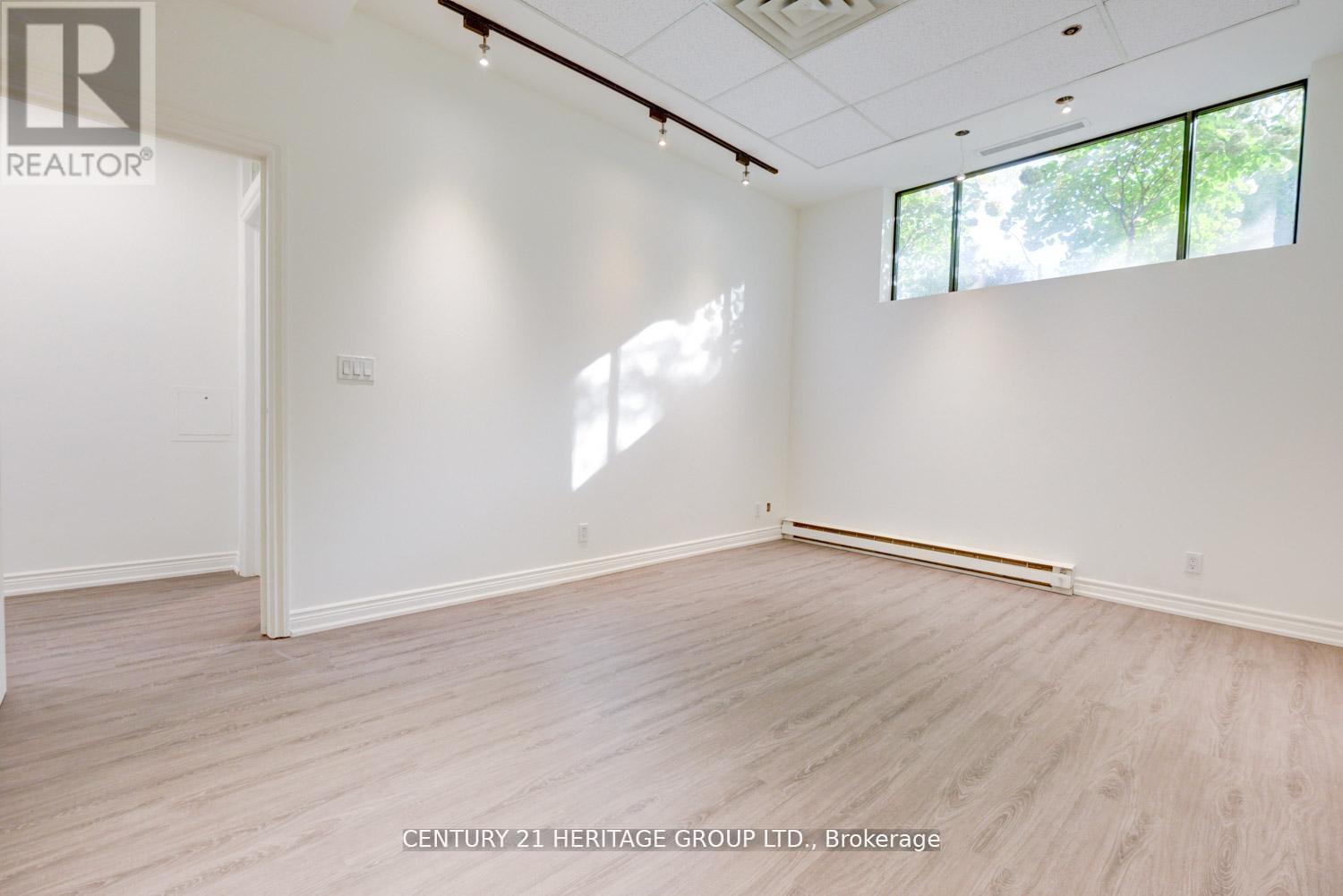 101 - 2900 Yonge Street, Toronto, Ontario M4N 3N8 - Photo 24 - C13517998