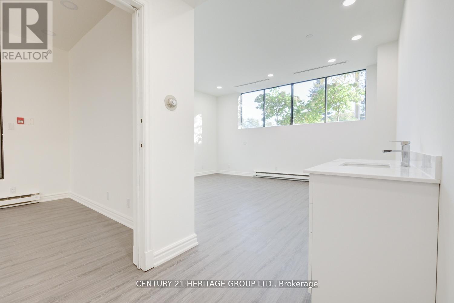 101 - 2900 Yonge Street, Toronto, Ontario M4N 3N8 - Photo 30 - C13517998