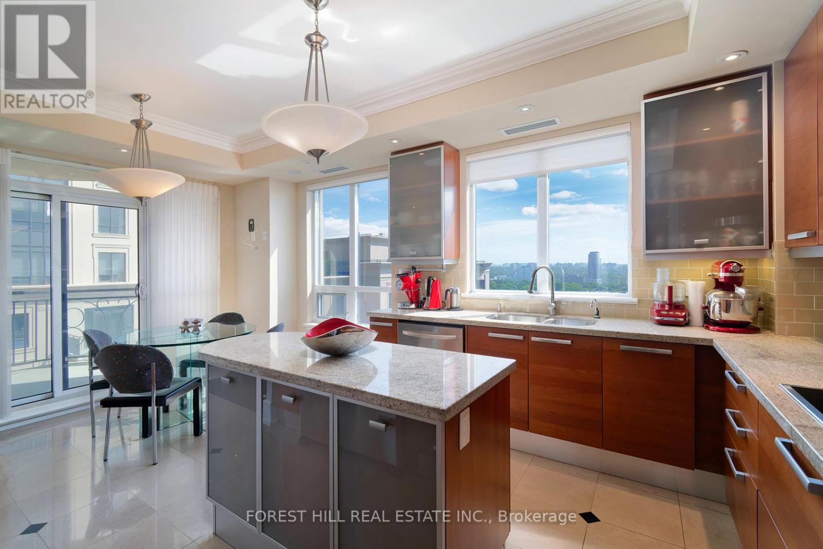 1402 - 660 Sheppard Avenue E, Toronto, Ontario  M2K 3E5 - Photo 11 - C13518038