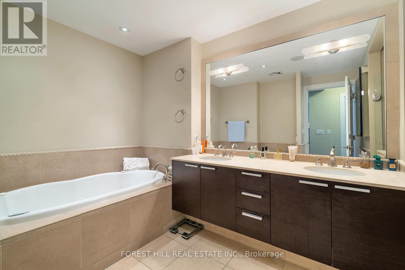 1402 - 660 Sheppard Avenue E, Toronto, Ontario  M2K 3E5 - Photo 26 - C13518038