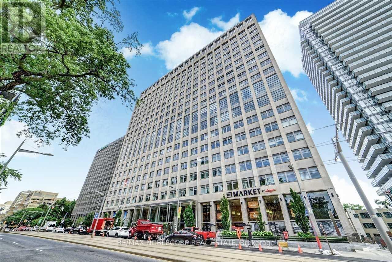 724 - 111 ST CLAIR AVENUE W