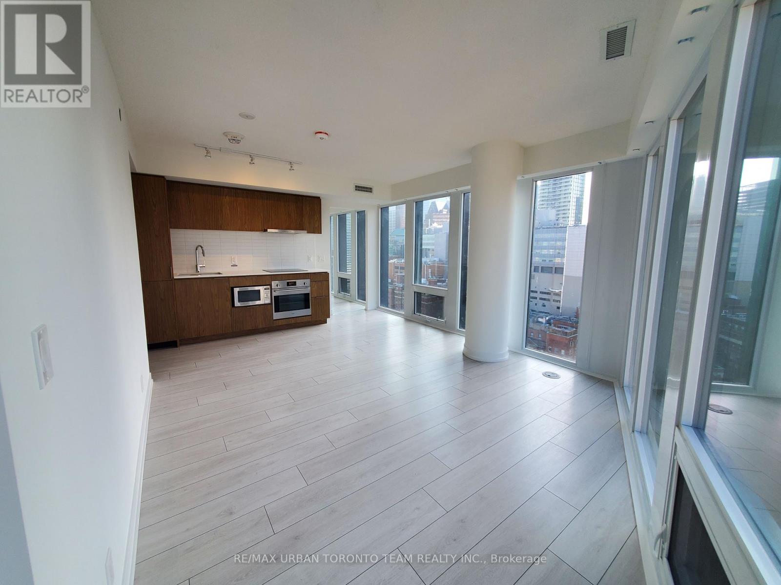 2508 - 60 Shuter Street, Toronto, Ontario M5B 1A8 - Photo 4 - C13518116
