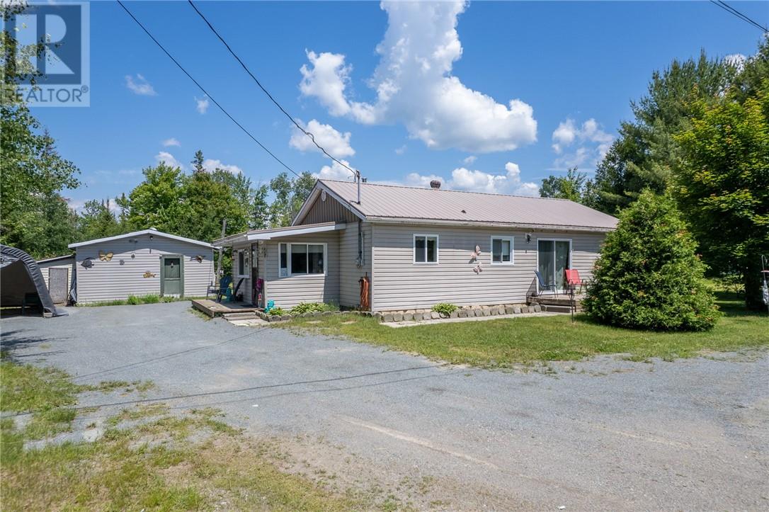 55 Beauchamp Drive, Espanola, Ontario  P5E 1R1 - Photo 2 - 2128983